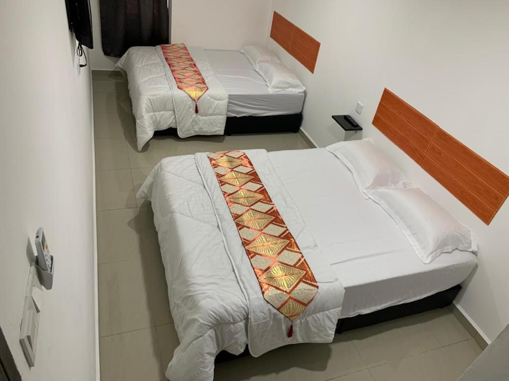 Orange Villa Hotel Near Palm Mall סרמבאן מראה חיצוני תמונה